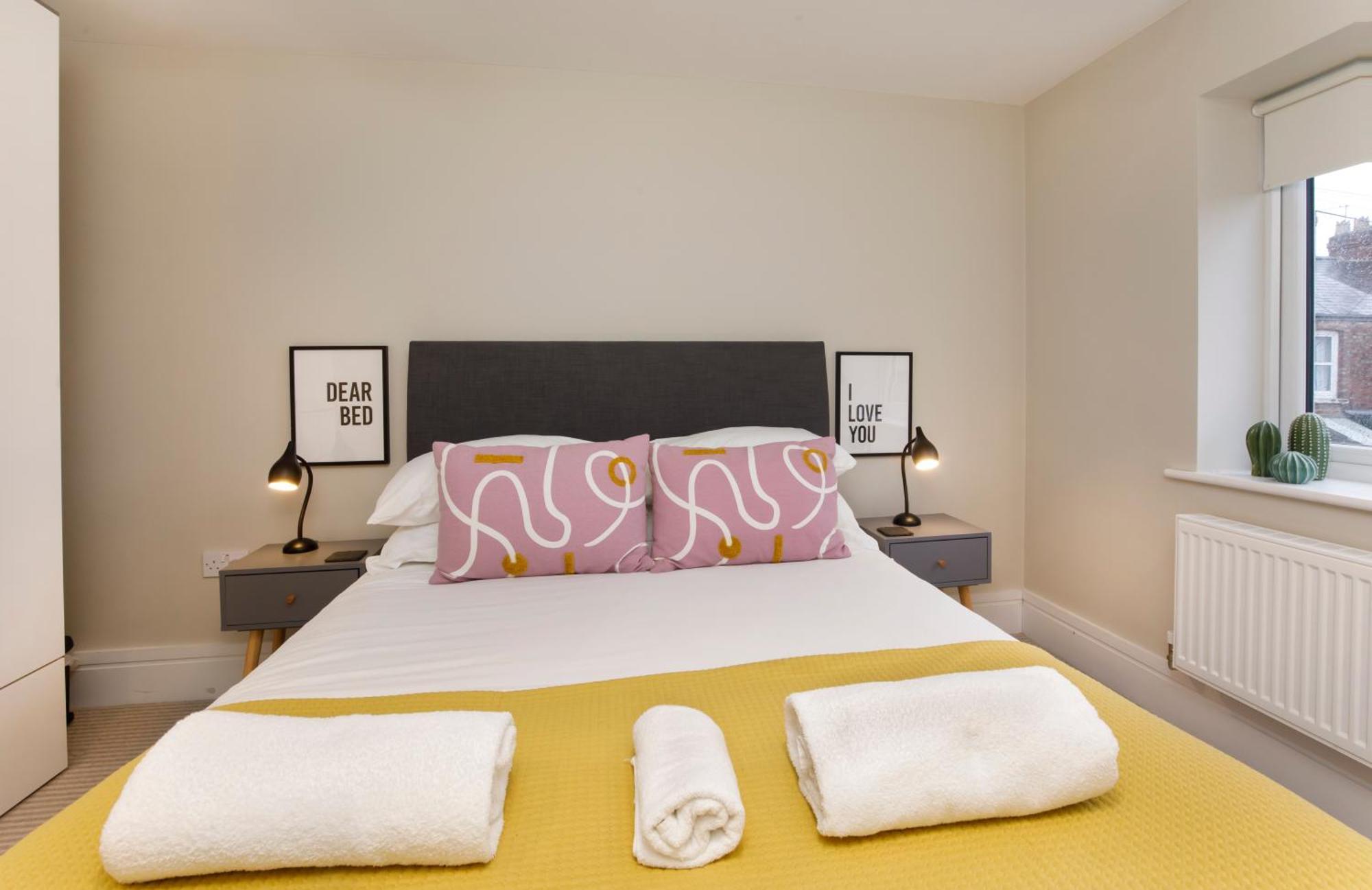 Compton Luxury Apartment-free Parking *
